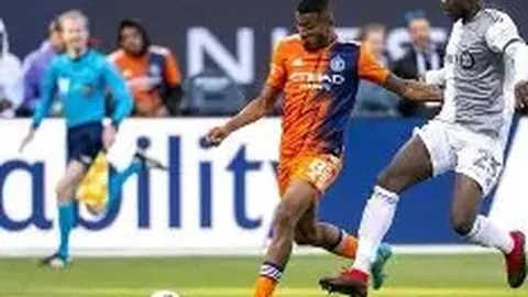 揭秘法国队世界杯首战防线阵容：迪涅、孔德、萨利巴、于帕领衔，谁将守护蓝色防线荣耀？